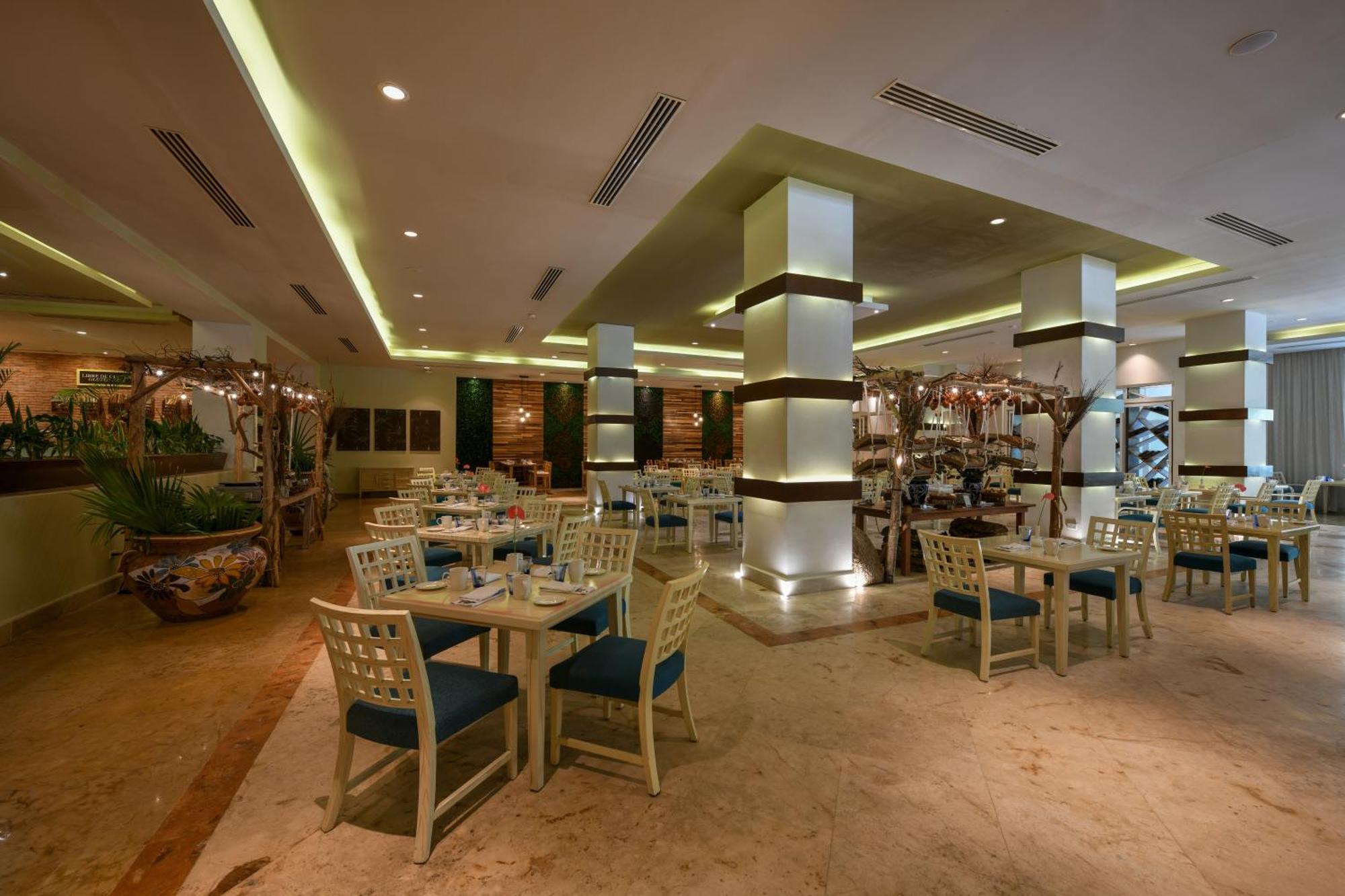 El Dorado Royale Catamaran, Cenote & More Inclusive (Adults Only) Пуерто Морелос Екстериор снимка