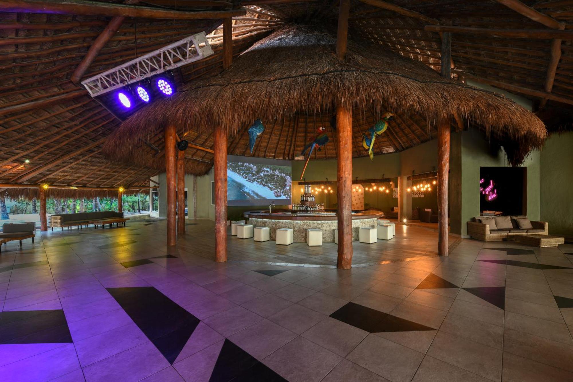 El Dorado Royale Catamaran, Cenote & More Inclusive (Adults Only) Пуерто Морелос Екстериор снимка